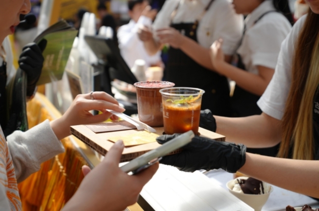 陸家嘴咖啡文化節上,古茗限定特調廣受歡迎