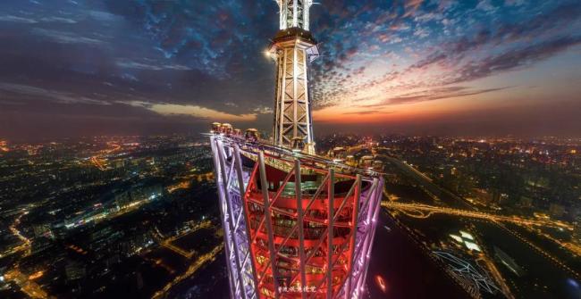 昨晚，廣州沖出個320億超級IPO