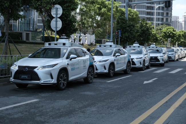 小馬智行IPO：Robotaxi業務難挑大梁，持續虧損成隱憂