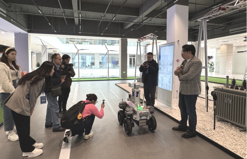 會抓蚊子的機器人