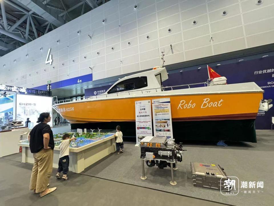 低空經(jīng)濟(jì)大熱下，數(shù)貿(mào)會(huì)上無(wú)人機(jī)大集結(jié)了