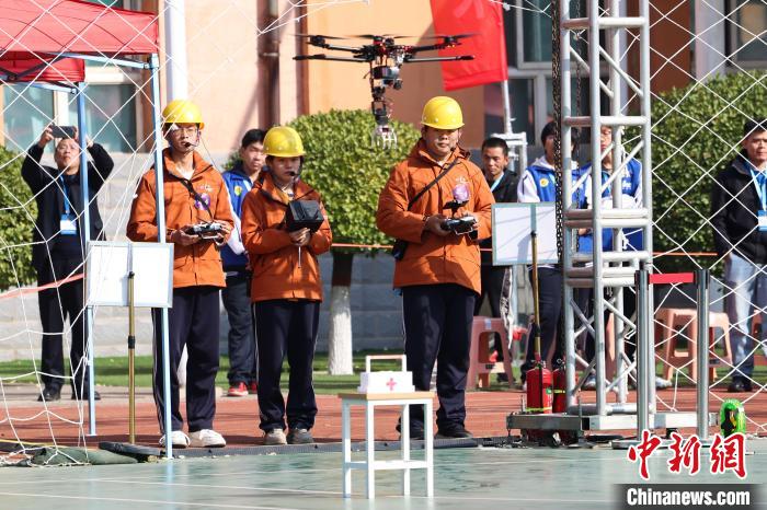 全國 65支隊伍山西太原“空中競技”   無人機比賽展風采