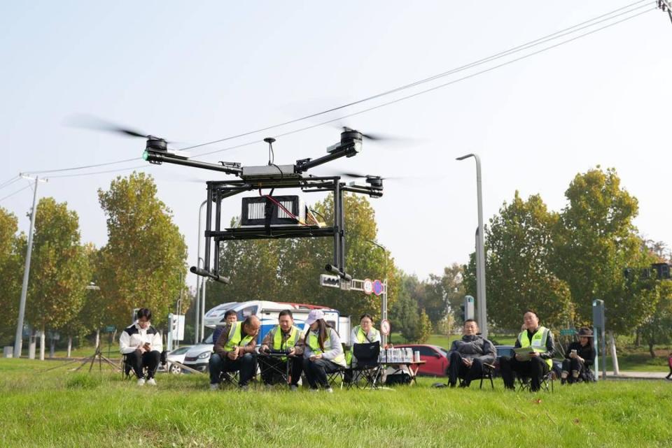 低空經濟再添利器，鋰硫電池電動無人機實現續航新突破_低空經濟