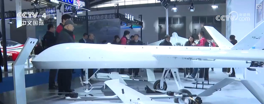 破萬億元！政策加碼助力低空經(jīng)濟(jì)產(chǎn)業(yè)“高飛”_低空經(jīng)濟(jì)網(wǎng)