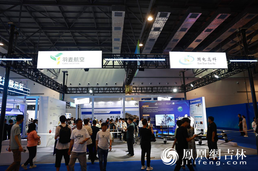 20240705085919S6Q3UX.jpg 羽麥航空展區(qū)。.jpg