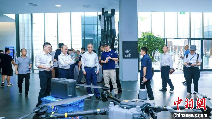 2024低空經(jīng)濟(jì)多場景應(yīng)用創(chuàng)新大會舉行