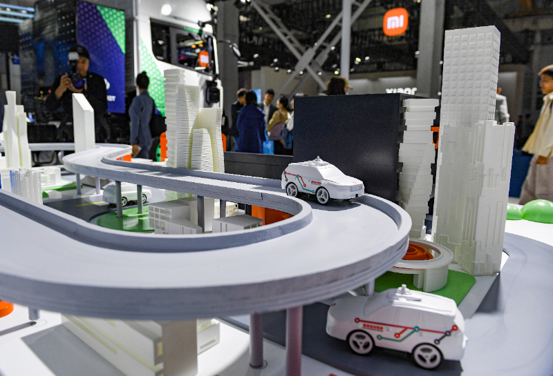 2024：技術(shù)創(chuàng)新帶動智能網(wǎng)聯(lián)汽車加速“進化”