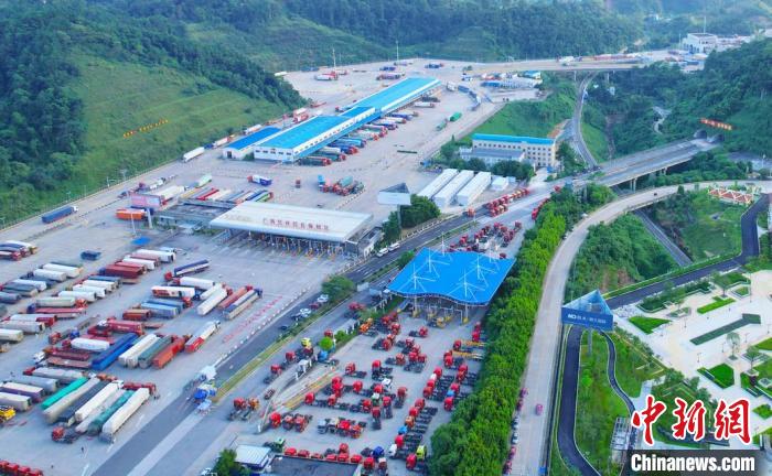 廣西推動口岸開放發展 打造面向東盟國際大通道