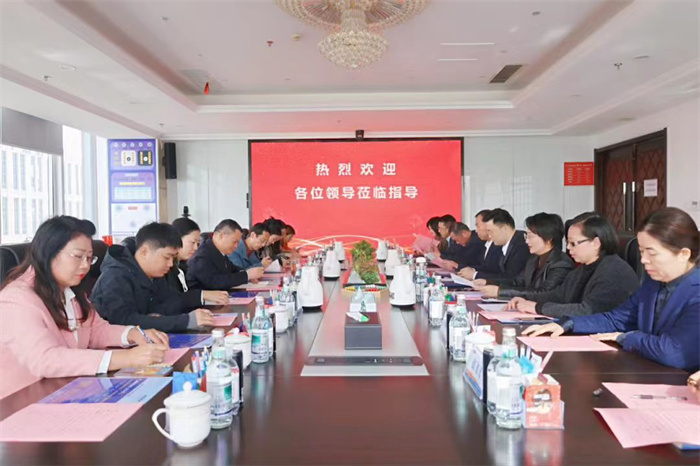 低空： 國家減災中心副主任張學權率隊至賽飛特調研