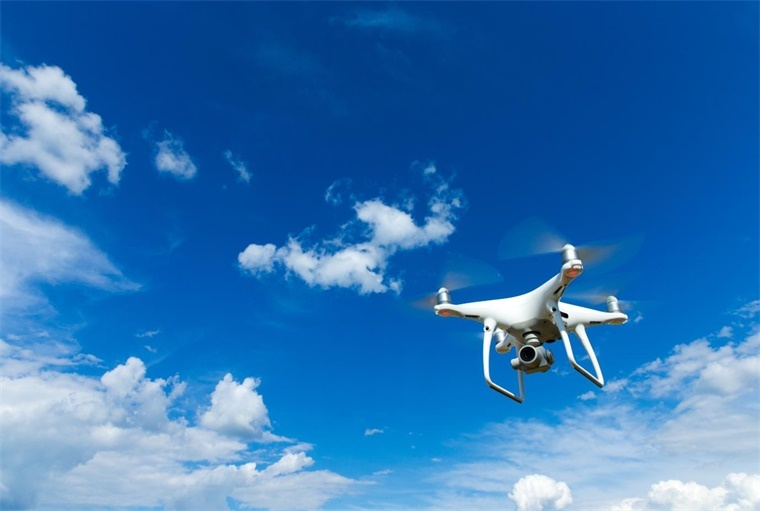 低空： 低空經(jīng)濟(jì)加快構(gòu)建低空經(jīng)濟(jì)體系！天津港保稅區(qū)發(fā)布發(fā)展低空經(jīng)濟(jì)“五項重點任務(wù)