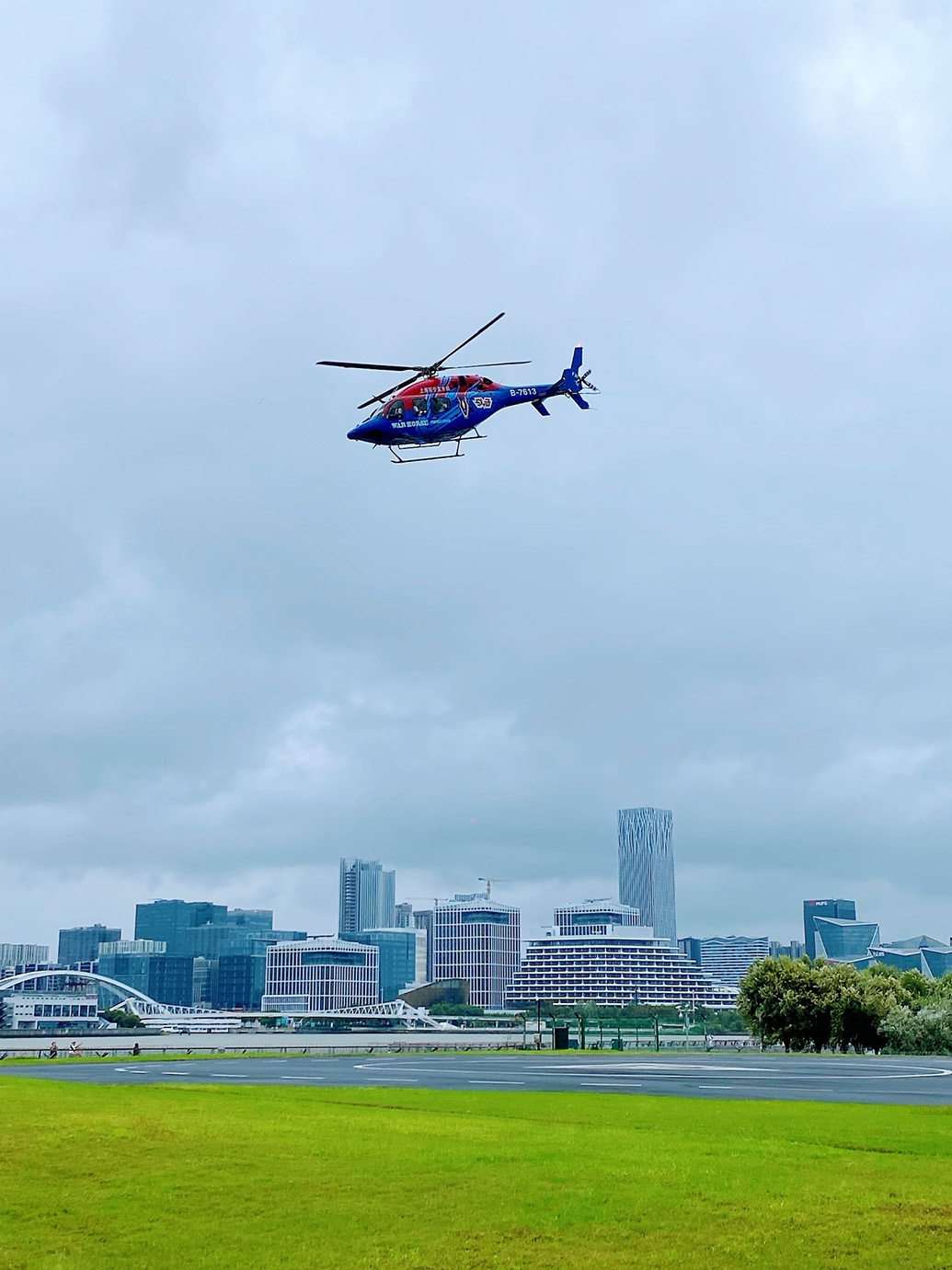 2025低空經(jīng)濟(jì)： 上海黃浦江低空觀光游國(guó)慶日首飛，“空中打卡”有何不一樣？