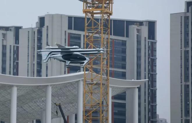 2025： “天空之城”未來已來！“低空經濟”蓄勢高飛