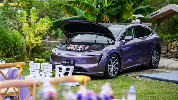 低空： 智界R7大定超3萬！Model Y會越來越難賣